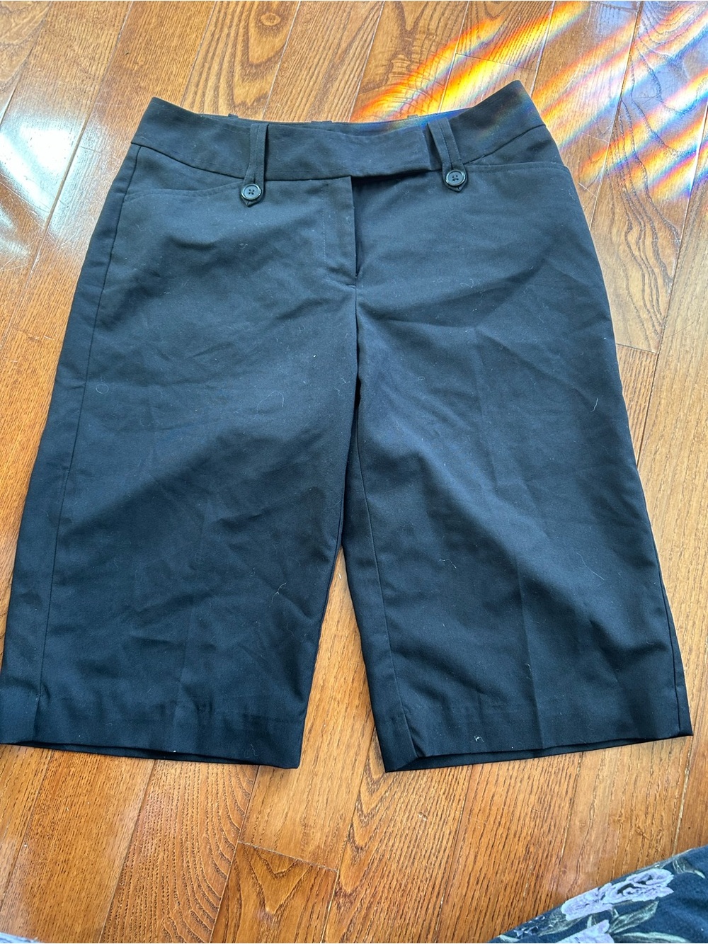 Worthington black Bermuda shorts